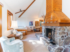 Tahoe Classic by Tahoe Mountain Properties