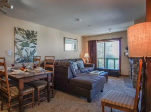 2 Br: Rimfire 214 - Great Western Views on Large Deck Corner Unit