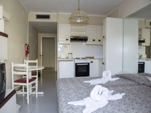 Blue Sea Bugibba Hotel & Apartments