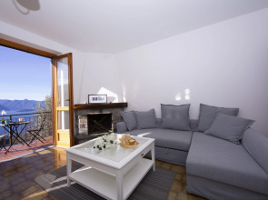 Balcone di Perledo