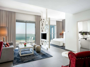 Отель The First Collection Dubai Marina