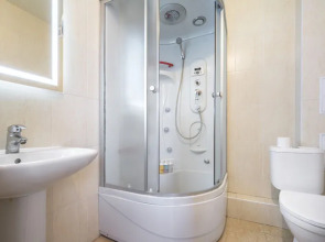 Миссис Сьютс