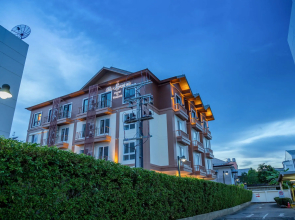 The Signature Hotel Thapae