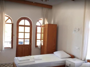 Hotel Arsen