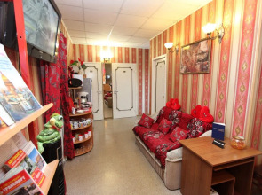 Krasny Kovrik na Pushkinskoy