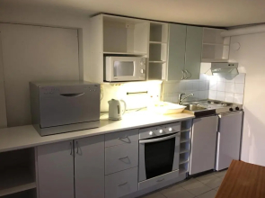 Yrjänäntie Home Apartment