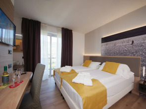 Ambassador Suite Hotel