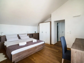 Villa Thalia - Private Heated Pool