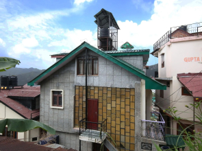 OYO Home 9105 2BHK