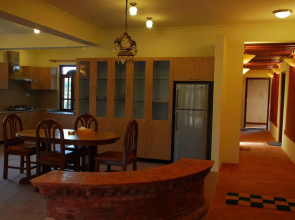 Vardan Resort n' Apartment