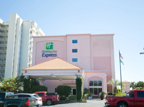 Holiday Inn Express Orange Beach by IHG