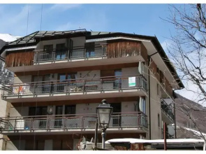 house touring 10