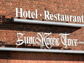 Hotel And Restaurant Zum Roten Tore