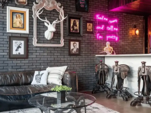 Swanky Townhome