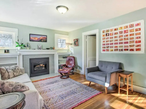 Charming Eugene Vacation Home: 1 Mi to Dtwn!