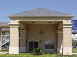 Executive Inn And Suites
