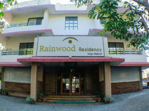 OYO 13328 Rainwood Residency