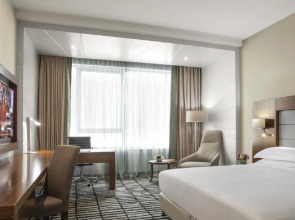 Jumeira Rotana Hotel