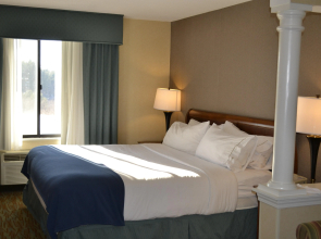 Holiday Inn Express Biddeford by IHG