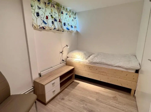 Pet-friendly Bungalow Near Beach