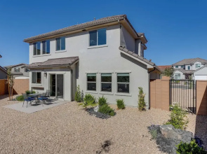 Hike & Golf: Washington Home w/ Hot Tub Access