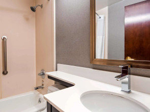 Best Western JFK Airport Hotel