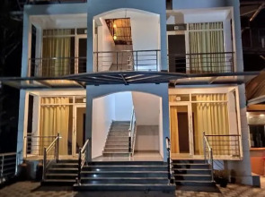 Nature Clouds Resort