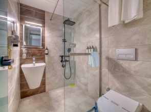 Illusion Beach Club Hotel +16 Only Adult