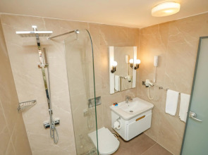 Tan Hotel - Special Class