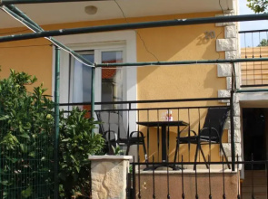 Apartments Ivan & Ana