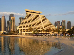 Sheraton Grand Doha Resort & Convention Hotel