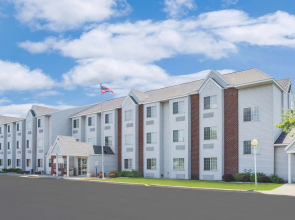 Microtel Inn & Suites by Wyndham Fond Du Lac