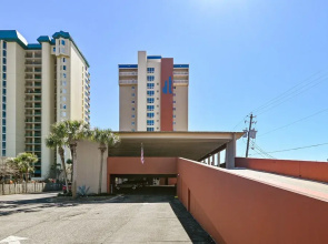 Destin Towers 61 2 Bedroom Condo by RedAwning