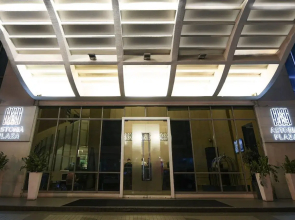 Astoria Plaza