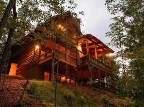Twin Pine Lodge by Escape to Blue Ridge