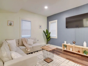 Dtwn Lititz Apt< Half-mi to Park!