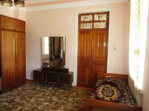 Gostevoj dom na Adlejba 75