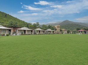 Kavish Holiday Hill Resort
