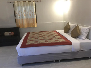 Khao Sok Evergreen House