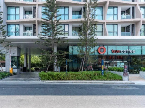 Condo NearBTS Bigpool Gym FastWifi Checkin24h 02