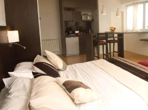 Plaza Suites Campana