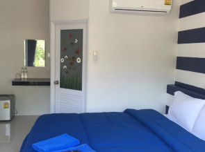 Baan Captain Hook at Koh Larn