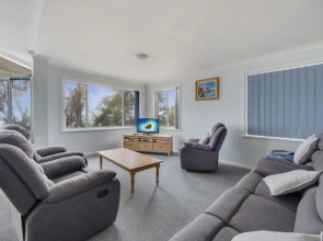 Bannister Point Peninsula Apartment Duplex
