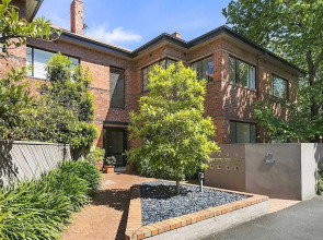 Boutique Stays - Frankie's Place