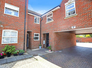 2 BEDROOM APARTMENT near Bicester Village by Platinum Key Properties