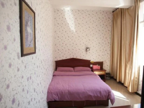 Ni Youth Hostel
