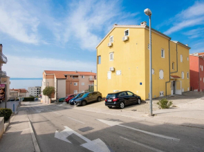 Stunning Apartment in Makarska With Wifi and 1 Bedrooms