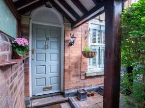 Host Stay Terrace on Canal