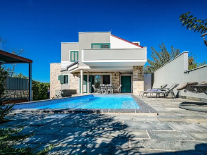 Vila Dana & Thalia - Private pool