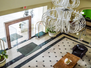 Holiday Inn Convention Center by IHG